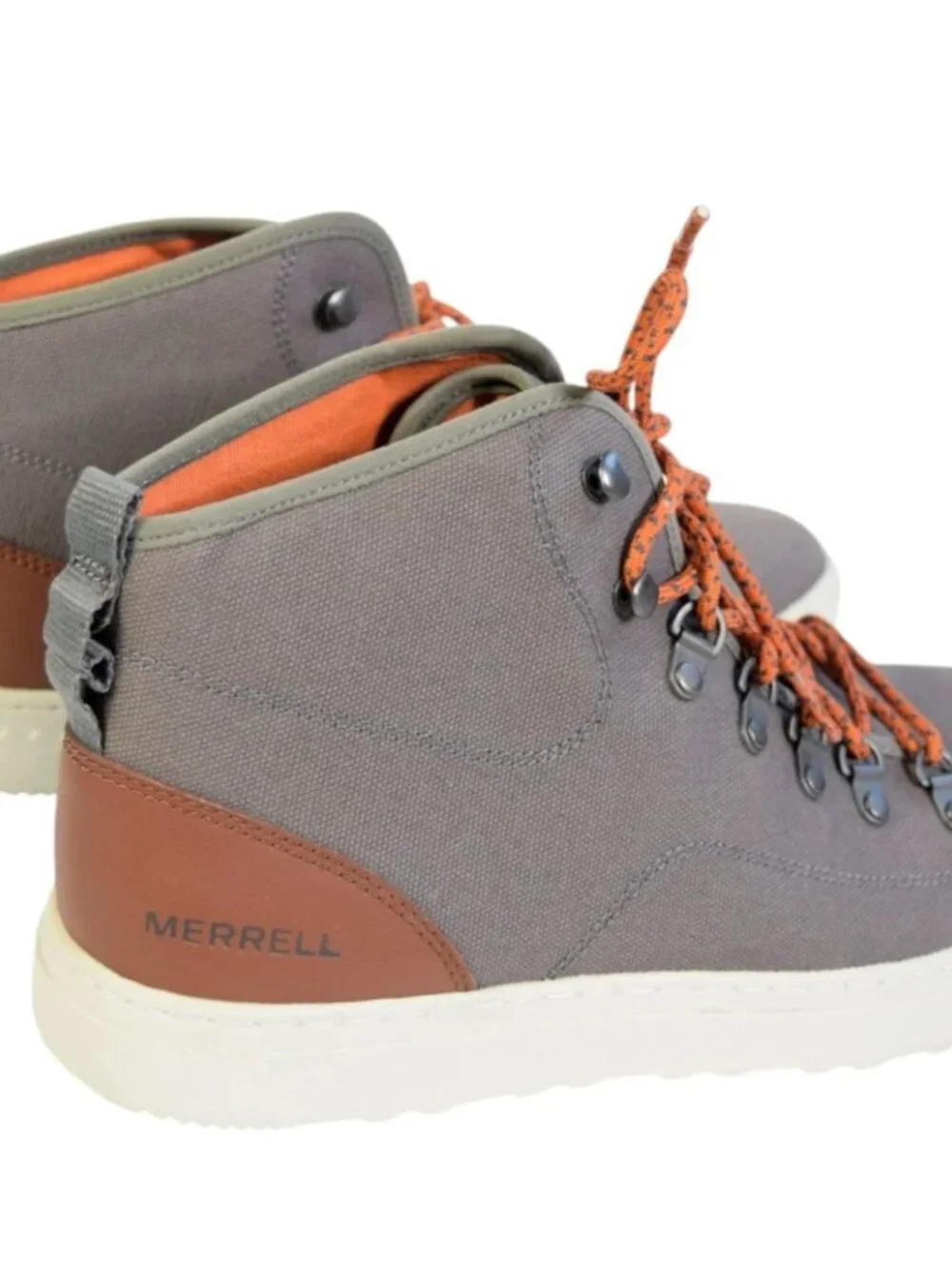 Merrell J71389 Mens 10.5 NWOB Castlerock Gray Canvas Sneaker Chukka Hiking Boots